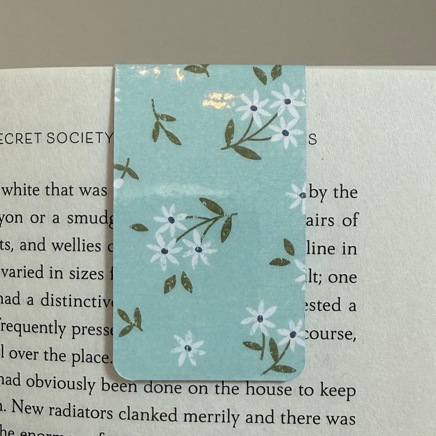 Floral Magnetic Bookmarks (Set of 2)